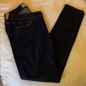 NWOT Hollister super skinny dark jeans
